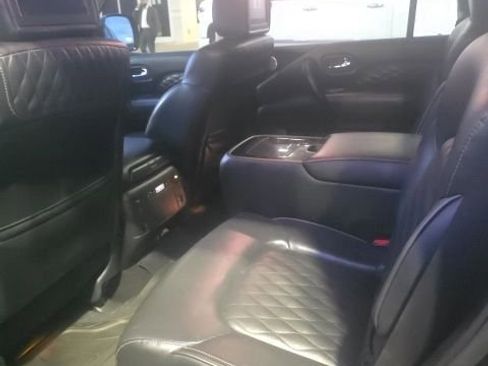 Used 2020 INFINITI QX80 Luxe w/ Sensory Package AWD/4WD image 7