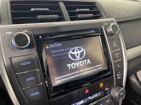 Used 2016 Toyota Camry XSE w/ Moonroof Package image 7