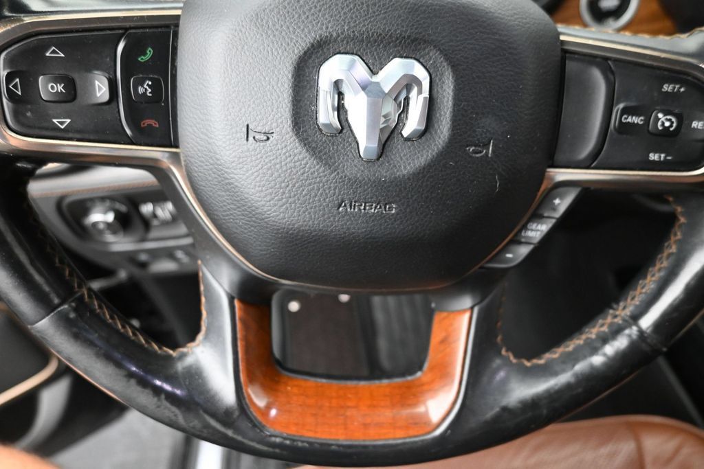 Used 2019 RAM 1500 Limited AWD/4WD image 17