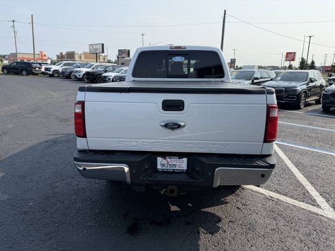 Used 2016 Ford F250 Lariat w/ Lariat Ultimate Package AWD/4WD image 4