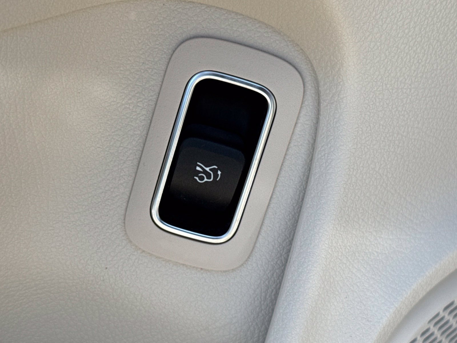 Used 2023 Mercedes-Benz CLA 250 image 23