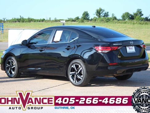 Used 2025 Nissan Sentra SV FWD image 7
