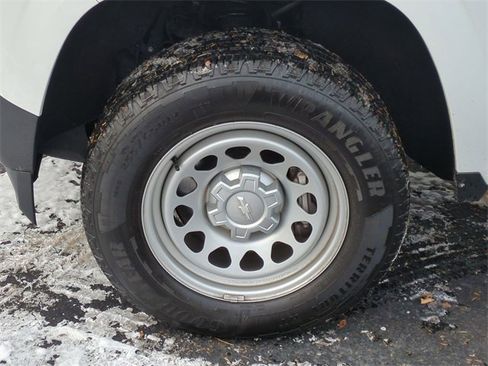 Used 2023 Chevrolet Colorado W/T w/ WT Convenience Package II image 32