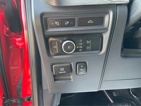 Used 2022 Ford F150 Lariat w/ Tow Technology Package image 14