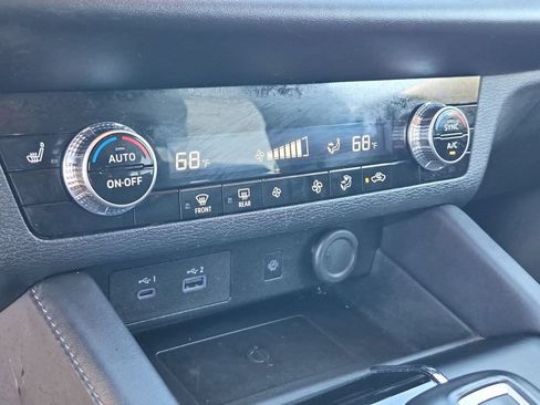 Used 2024 Mitsubishi Outlander SE FWD image 22