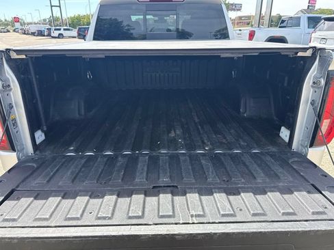 Used 2021 GMC Sierra 1500 SLT w/ SLT Premium Plus Package AWD/4WD image 9