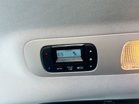 Used 2025 Honda Odyssey EX-L image 29