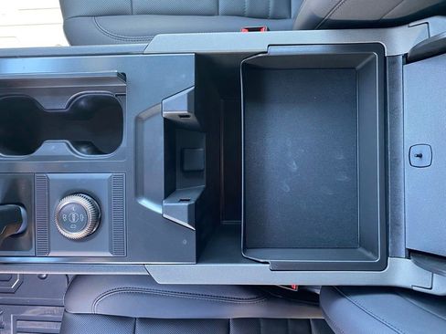 New 2025 GMC Hummer EV 2X w/ LPO, Dark Essentials Package image 22