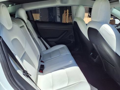 Used 2022 Tesla Model 3 Standard Range RWD image 25