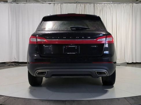 Used 2017 Lincoln MKX Reserve w/ Lincoln MKX Climate Package image 9