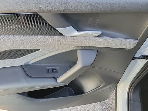 New 2026 Volkswagen Tiguan S image 47