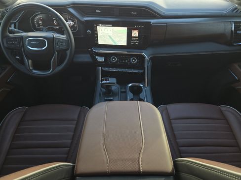 Used 2025 GMC Sierra 1500 Denali Ultimate image 29