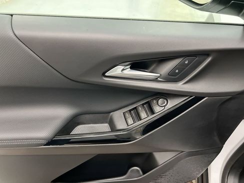 New 2026 Chevrolet Equinox LT FWD image 21