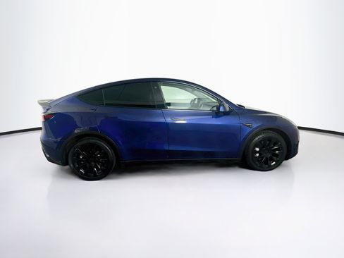 Used 2021 Tesla Model Y Long Range AWD/4WD image 10