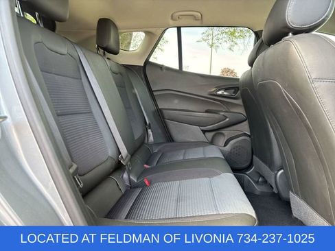 Used 2024 Chevrolet Trax LT w/ Driver Confidence Package FWD image 24