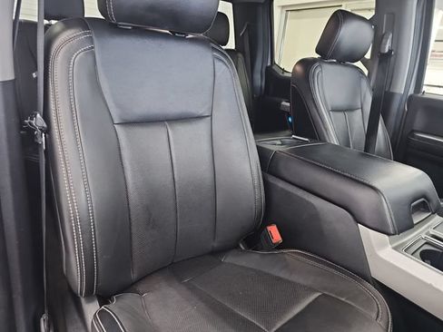 Used 2020 Ford F150 Lariat w/ Equipment Group 502A Luxury AWD/4WD image 29