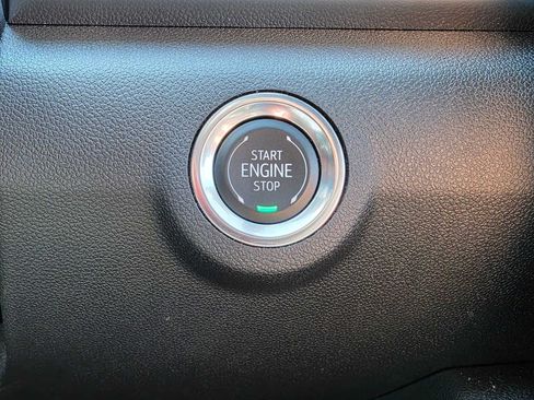 Certified 2025 GMC Terrain Elevation AWD/4WD image 30