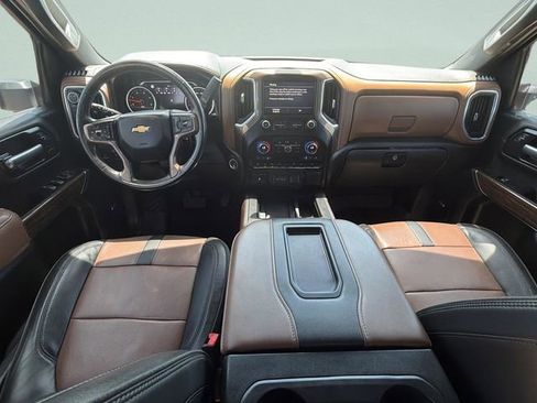 Used 2022 Chevrolet Silverado 3500 High Country w/ LPO, Hitch Package AWD/4WD image 18