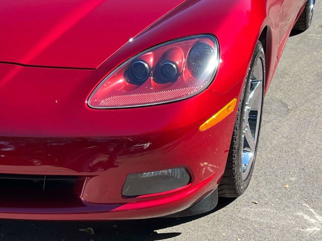 Used 2008 Chevrolet Corvette Coupe w/ Preferred Equipment Group RWD image 9