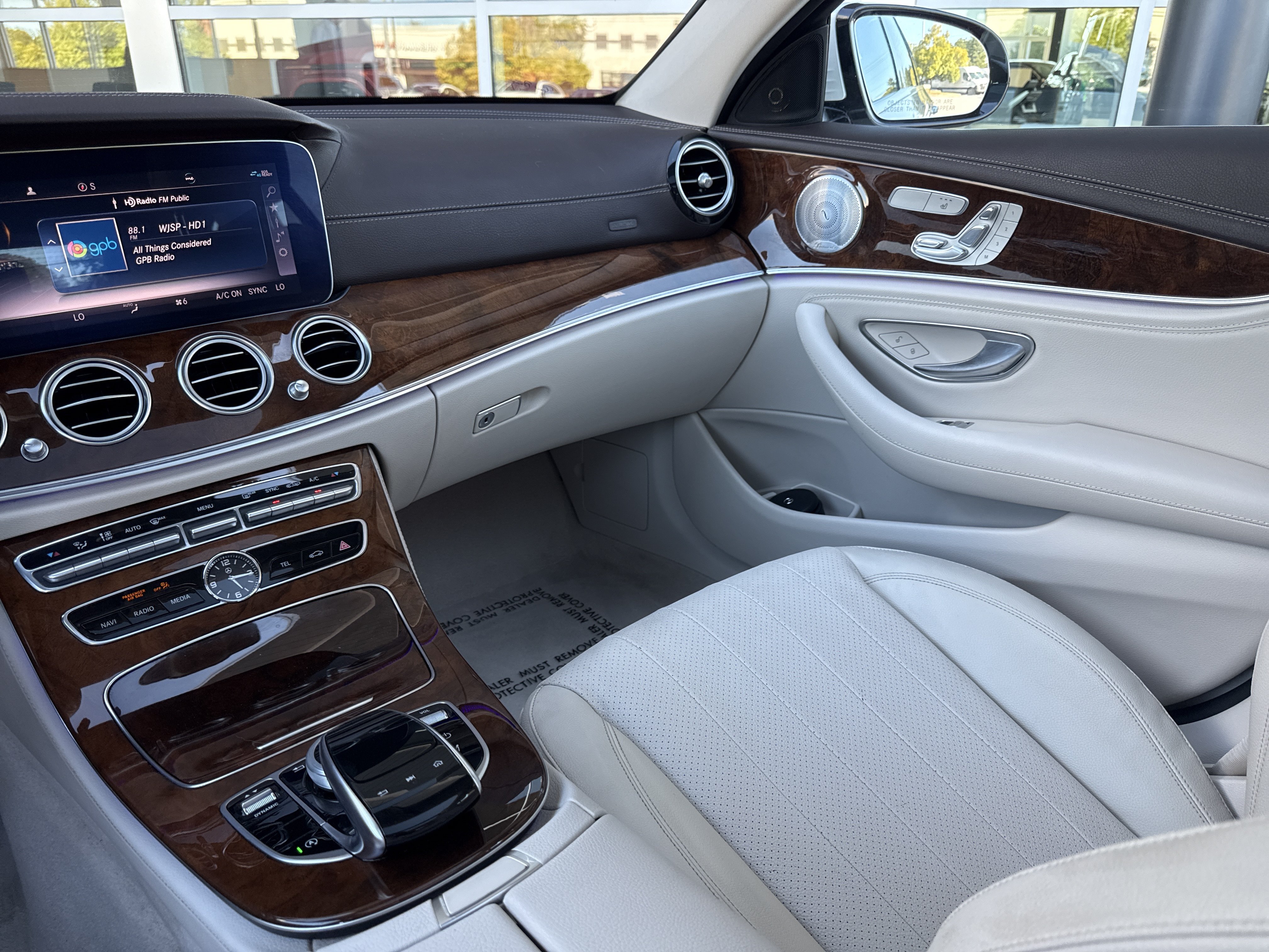Certified 2020 Mercedes-Benz E 450 4MATIC Wagon image 37
