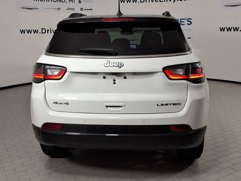 Used 2025 Jeep Compass Limited w/ Elite Group AWD/4WD image 5