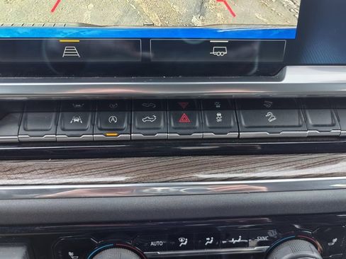 Certified 2023 Chevrolet Silverado 1500 LT Trail Boss image 32