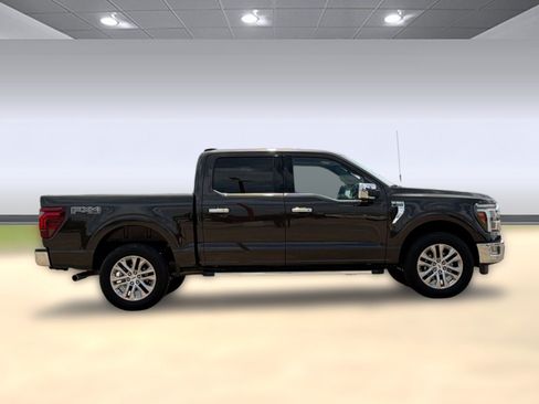 Used 2024 Ford F150 Lariat w/ FX4 Off-Road Package AWD/4WD image 8