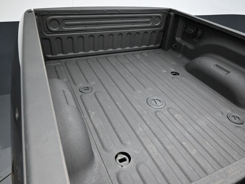 Used 2022 RAM 2500 Laramie w/ Night Edition image 42