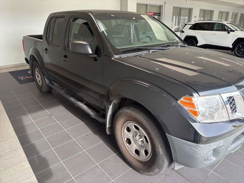 Used 2019 Nissan Frontier S RWD image 3