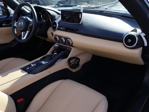 New 2025 MAZDA MX-5 Miata Grand Touring w/ Weather Package image 18