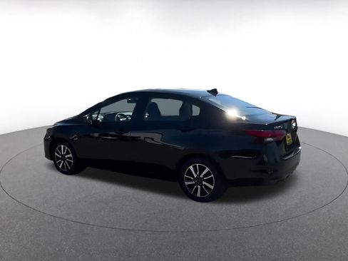 Used 2025 Nissan Versa SV FWD image 10