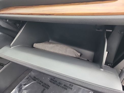 Used 2018 Honda CR-V Touring image 46