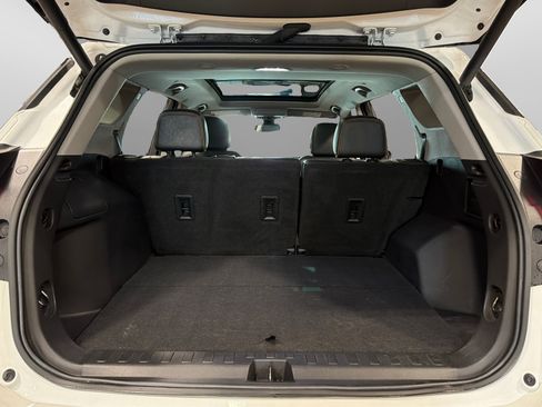 Used 2022 GMC Terrain AT4 w/ Infotainment Package II AWD/4WD image 47