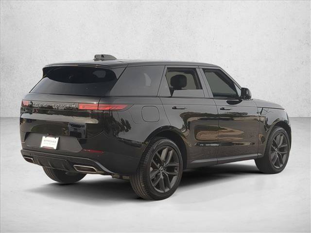 Used 2025 Land Rover Range Rover Sport SE AWD/4WD image 5