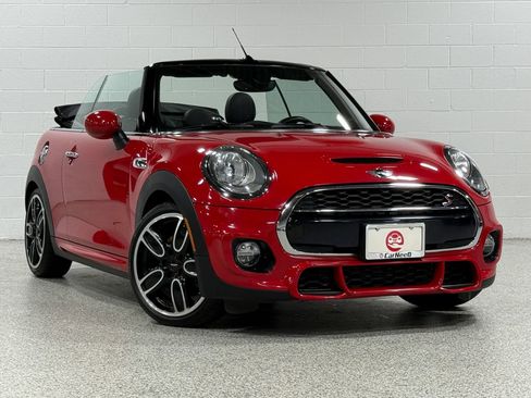 Used 2017 MINI Cooper S FWD image 4