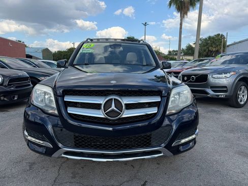 Used 2015 Mercedes-Benz GLK 350 2WD image 2