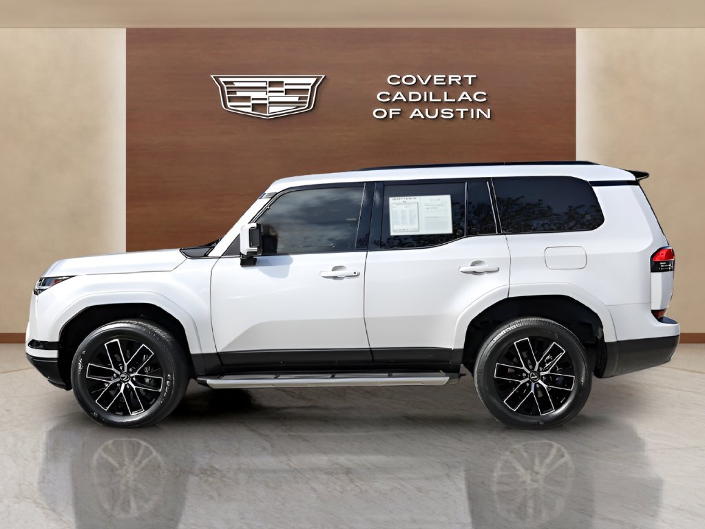 Used 2024 Lexus GX 550 w/ Accessory Package (2T) AWD/4WD image 2