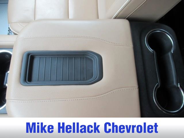 Used 2024 Chevrolet Tahoe Premier AWD/4WD image 38