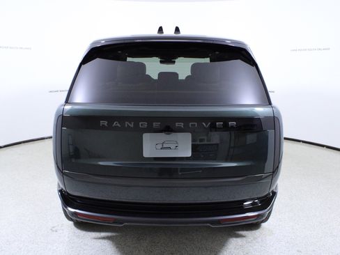 New 2026 Land Rover Range Rover Long Wheelbase SE image 6