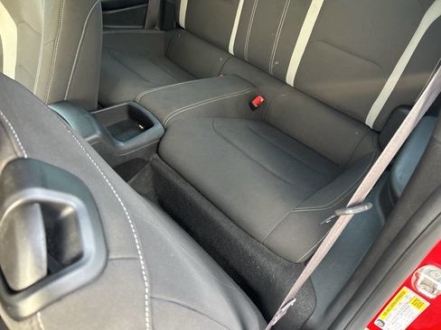 Used 2016 Chevrolet Camaro LT w/ RS Package image 9