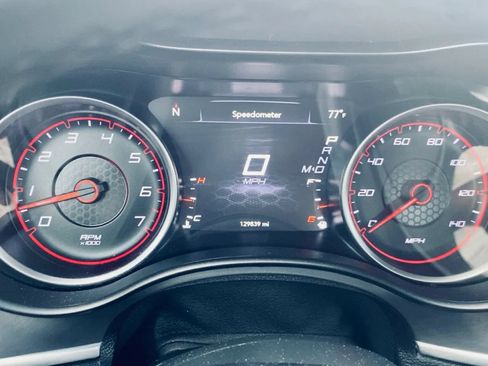 Used 2021 Dodge Charger SXT RWD image 9