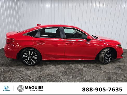 Used 2024 Honda Civic EX image 2