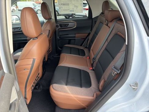 New 2026 Ford Bronco Sport Outer Banks w/ Outer Banks Tech Package+ AWD/4WD image 18