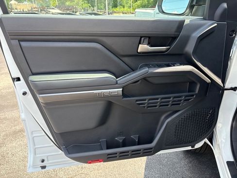 New 2025 Toyota Tacoma TRD Sport image 19