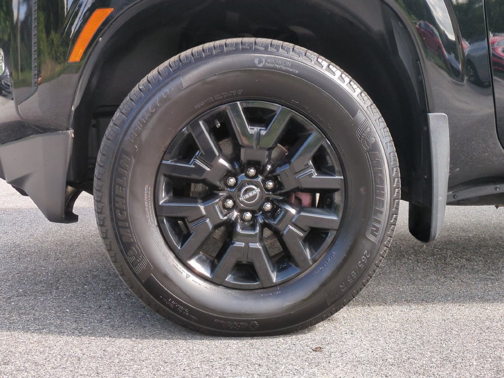 Used 2023 Nissan Frontier SV w/ Midnight Edition Package AWD/4WD image 21