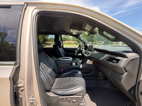 Used 2023 Chevrolet Tahoe LS RWD image 21