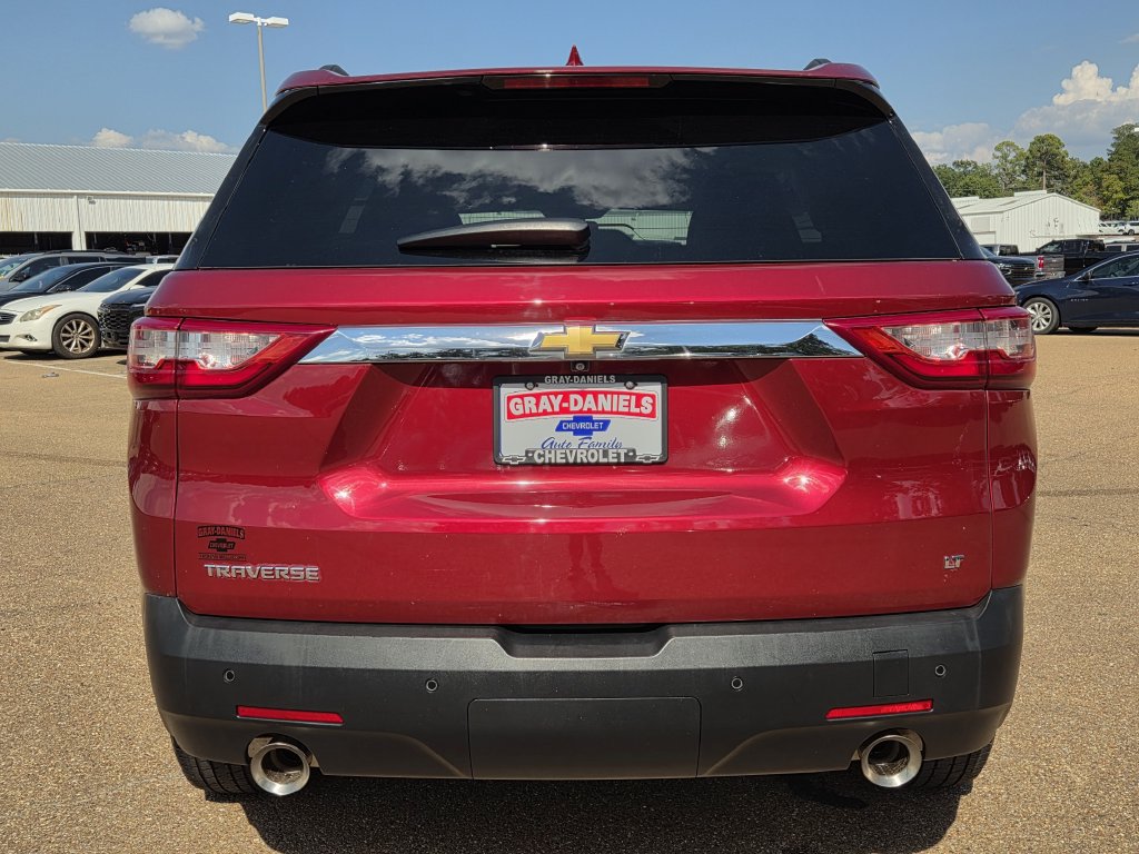 Certified 2020 Chevrolet Traverse LT FWD image 6