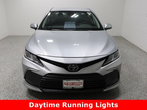 Used 2024 Toyota Camry LE image 3