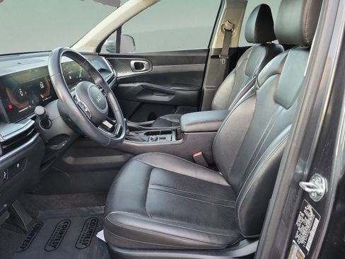 Certified 2024 Kia Sorento S AWD/4WD image 16