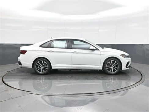 New 2026 Volkswagen Jetta Sport image 8